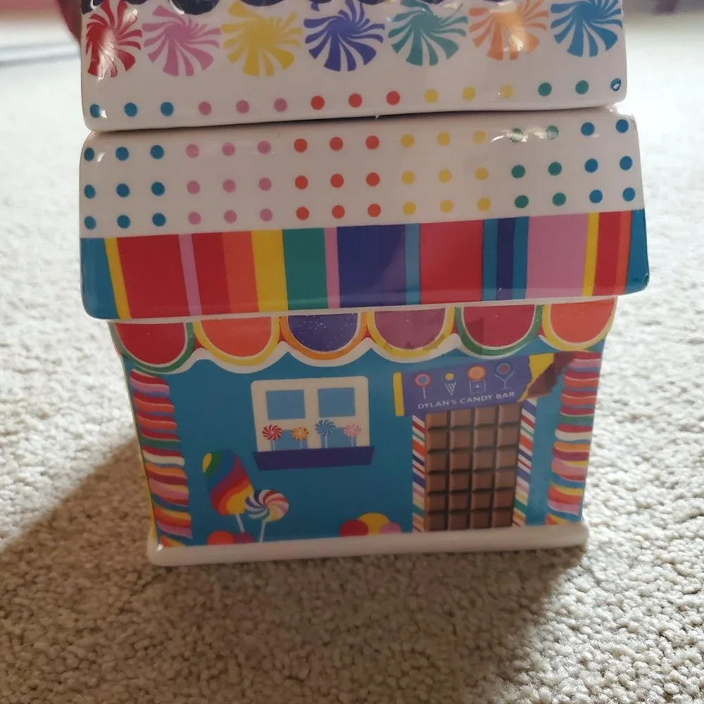 Dylan's Candy Bar Ceramic House - Picture 3 of 11